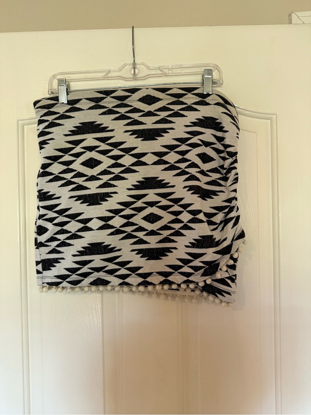 Rip Curl Black and White Aztec Swim Coverup Sarong